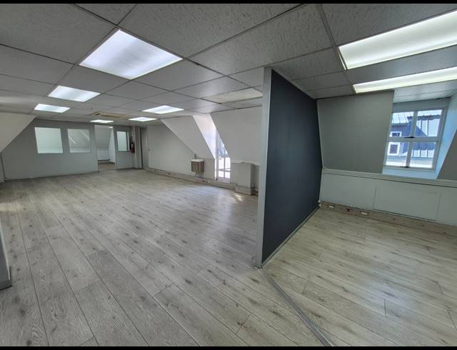 251M² OFFICE TO LET IN MORNINGSIDE